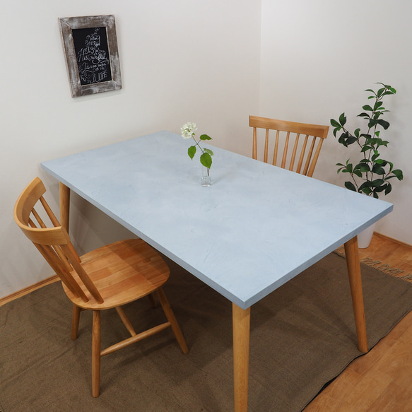 フランス産モルタルのテーブル【小サイズ　幅120～140cm】モールテックス 1枚目の画像