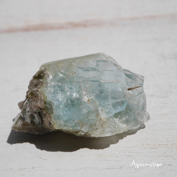 アクアマリン 結晶 5g ☆ アクアマリン① スフィア Φ1.7cm 5g