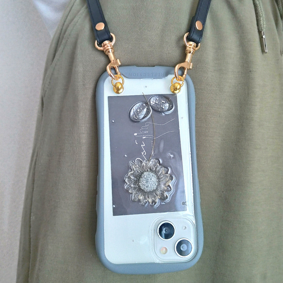 iPhoneケース　ショルダーケース　斜めがけ携帯ケース　マーガレット 5枚目の画像