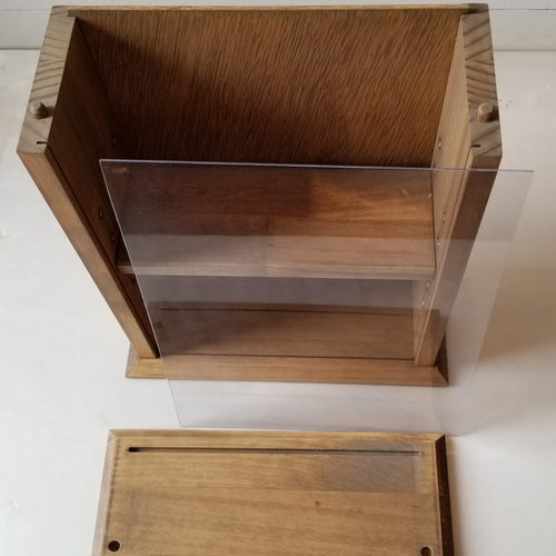 ハンドメイド家具　ちょっと小さめなショーケース・コレクションケース ハンドメイド家具 ちょっと小さめなショーケース・コレクション