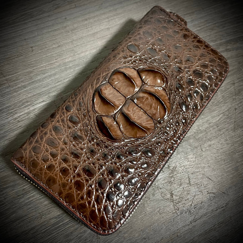 ☆ワイルドな長財布 クロコダイル ワイルド 長財布 背部 一枚革 ☆ワイルドな長財布 クロコダイル ワイルド 長財布 背部 一枚革