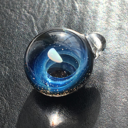 ● blue planet glass （BB）●/ ボロシリケイトガラス/ペンダント/ブループラネット 3枚目の画像