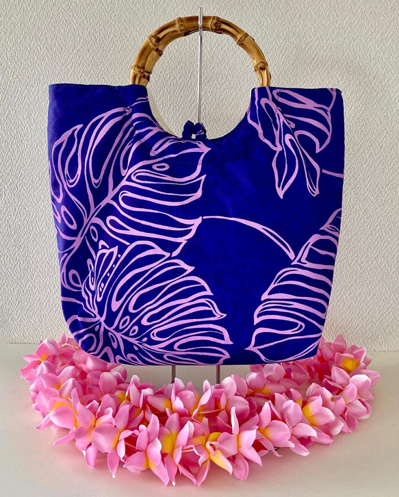 ハワイアン柄　バンブー　リング持ち手バッグ　モンステラ　紫　 3枚目の画像