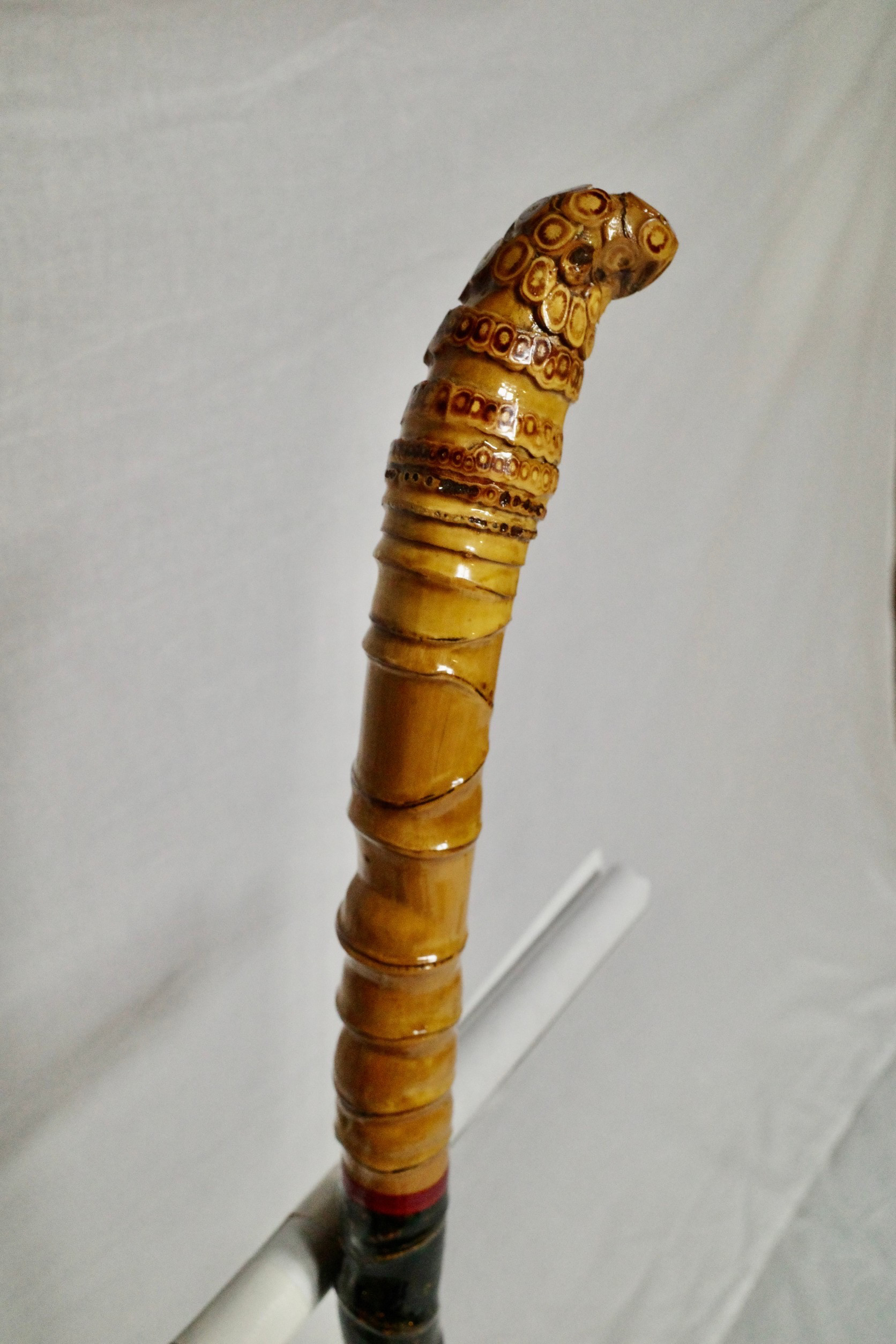 竹杖 ステッキ13 竹根鞭細工 漆塗 螺鈿仕様 ねぶち 希少 国産