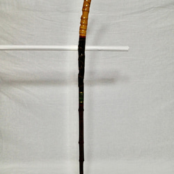 竹杖 ステッキ13 竹根鞭細工 漆塗 螺鈿仕様 ねぶち 希少 国産 亀甲竹 新品 3枚目の画像