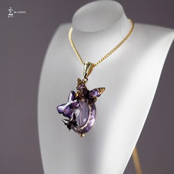 首飾り レトロな飴 夜 紫 蝶々を添えて　〈 ネックレス , チョーカー 〉 2枚目の画像