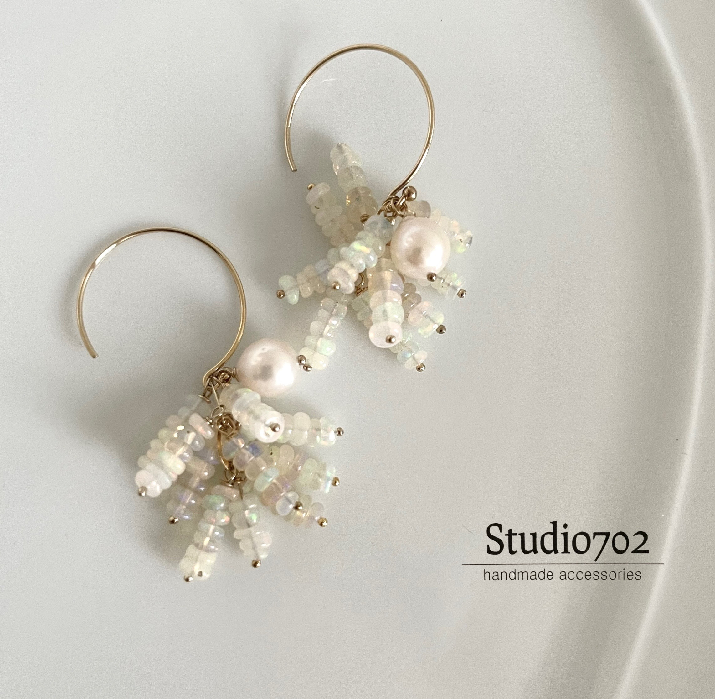 14kgfアコヤバロックパールとオパールのフリンジピアス