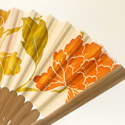 着物扇子　アンティークの絹の着物使用　日本の京都の職人が手仕事で制作　オンリーワン　プレゼントに最適 #47 5枚目の画像