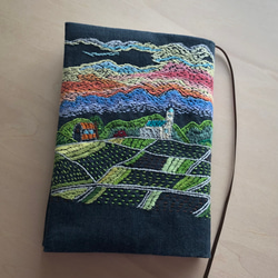 手刺繍 ブックカバー 『夕焼け田園風景』*単行本サイズ 3枚目の画像
