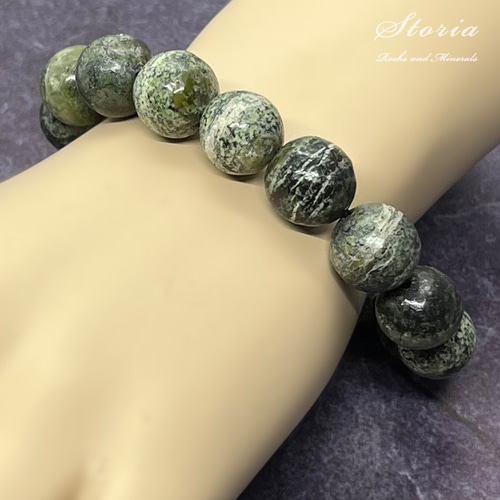 サーペンティン（蛇紋石）タンザニア産 12mm珠 ブレスレット