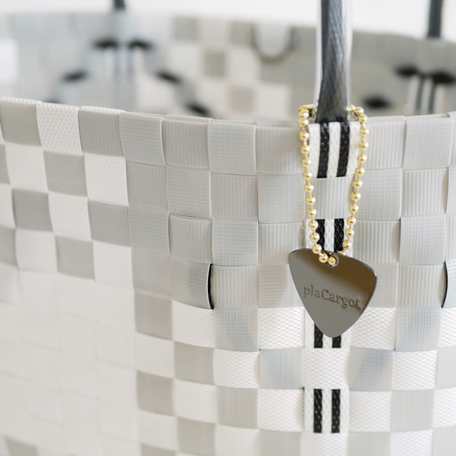 ♡２回のみ使用♡WOVEN チェック柄 かごバッグ グレーチェック×ブラックM 2WAYプラカゴバッグ プラカゴ かご