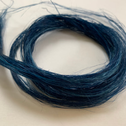 【藍染】麻績み用繊維 クリエイターさんにオススメの素材！希少な国産大麻の糸作りキット 1枚目の画像