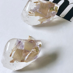 dry flower nuance stone stud pierce（clear-lavender） 2枚目の画像