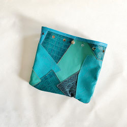 【一点物再販無し】ラージサイズ 巾着バッグ 本革 パッチワーク   ブルー 4枚目の画像