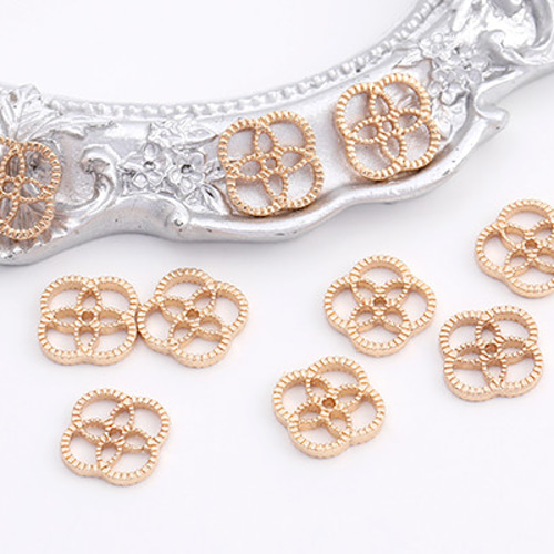 M10065-B 60個 コネクターパーツ クローバー 四角形 ゴールド 3x