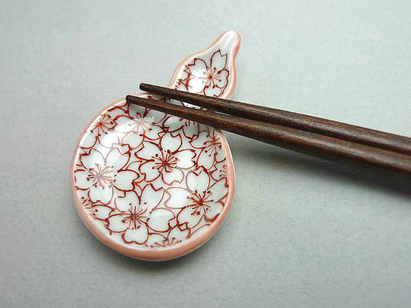 ◆商品番号 3810 箸置き　赤絵桜詰瓢セット 5枚目の画像