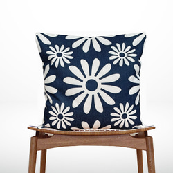 森のクッション flower design back navy blue   –ヒノキの香り－ 1枚目の画像