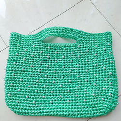 バッグ パールつき グリーン 編み 手編み 編み物 2枚目の画像