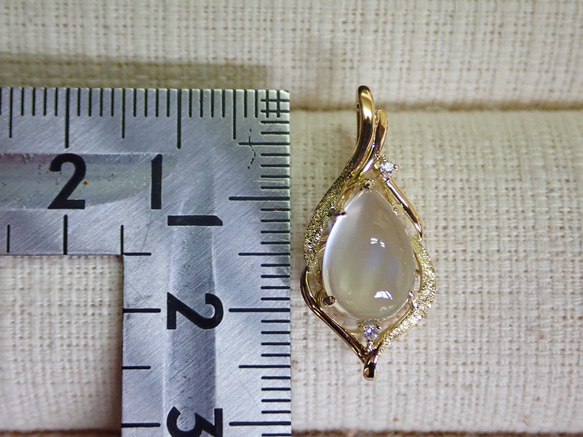 ペリステライト  ペンダントトップ１８金イエローゴールドダイヤモンド入り 12枚目の画像