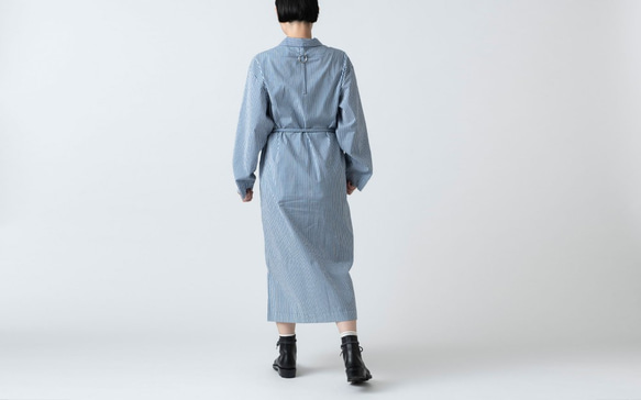 【new】木間服装製作 / longshirt onepiece flower blue / ロングシャツワンピース 14枚目の画像