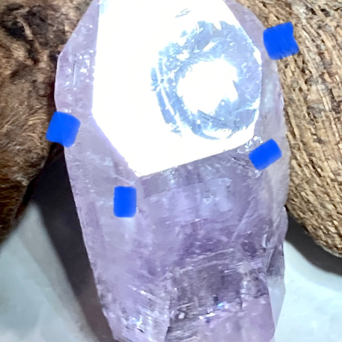 女神が宿る紫水晶✨　ベラクルス アメジスト　ラフストーン　原石 女神が宿る🍀ベラクルスアメジスト🍀アクリル台座付き – Crystal