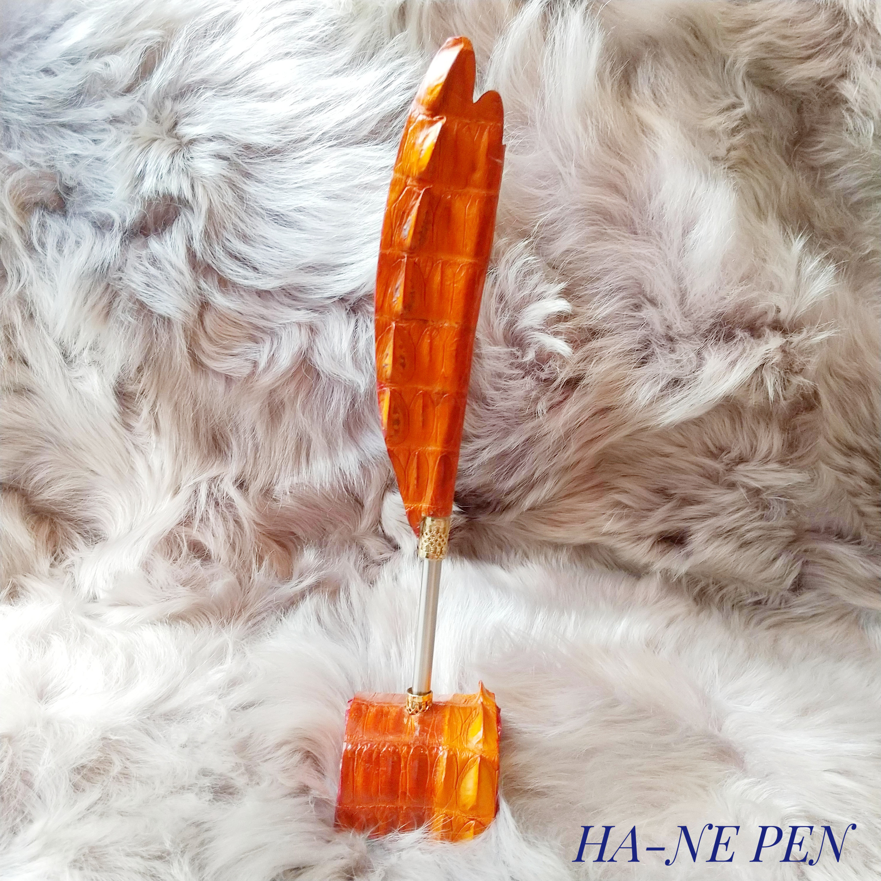 クロコダイル ボールペン 本革 一点物 スタンド付き 受付 特別なギフトにも 送料無料