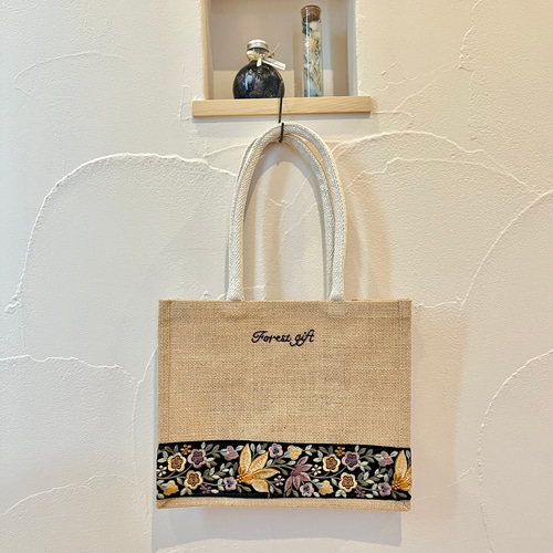 ☆インド刺繍リボンのがま口キット販売中です。 | がま口まり