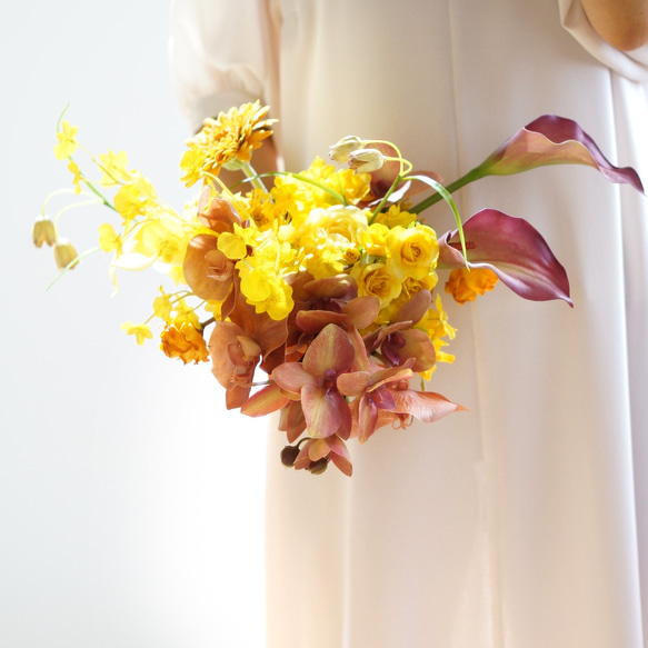 2点セット】ブラウン系コチョウランとマスタードイエローのガーベラ  