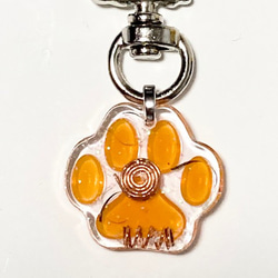 オルゴナイト　キーホルダー　猫ちゃんの肉球　オレンジ 3枚目の画像