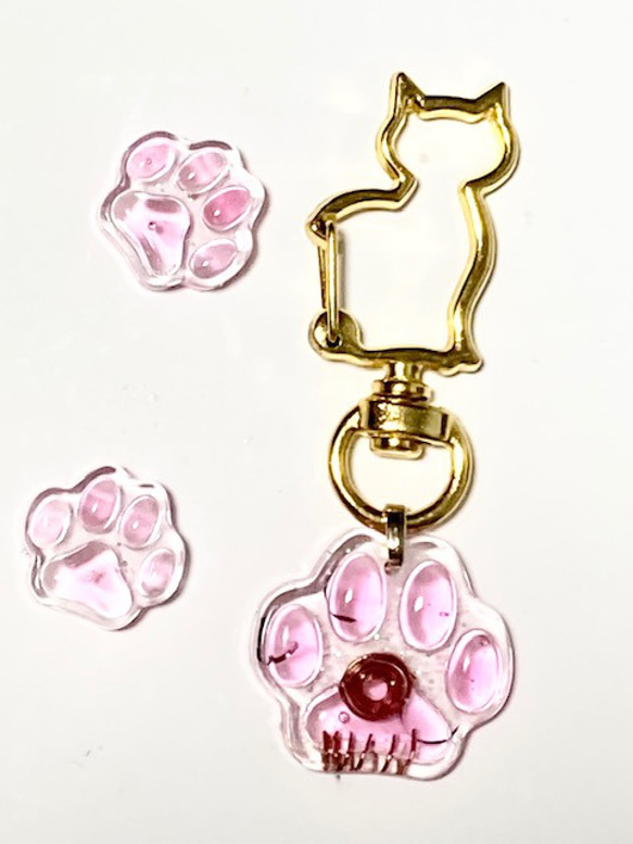 オルゴナイト　キーホルダー　猫ちゃんの肉球　ピンク 1枚目の画像
