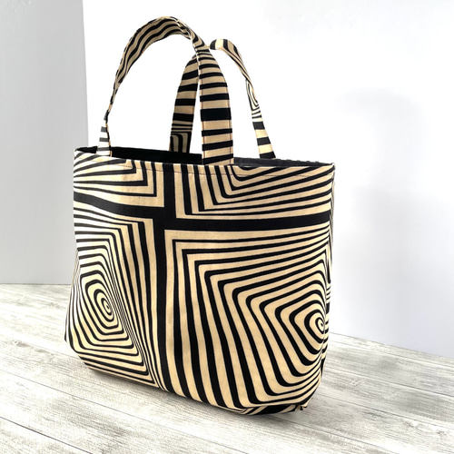 送料無料》アフリカ布 トートバック モノトーン アフリカン トート  