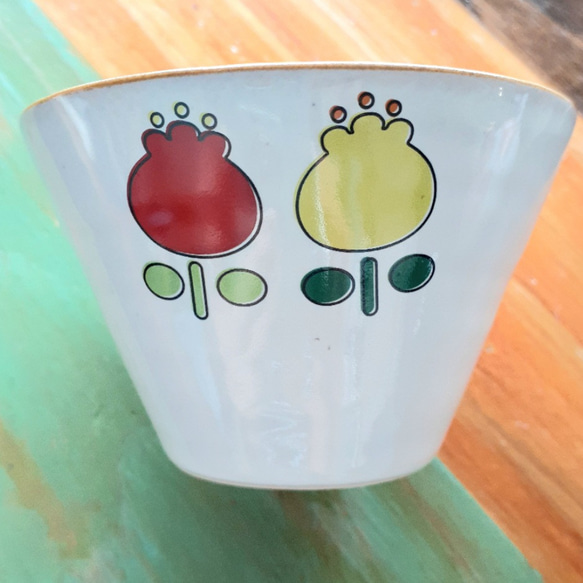 レトロチューリップのフリーカップとミニプレートセット(B) 2枚目の画像
