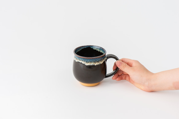 【晋六窯】天目海鼠釉マグカップ　たっぷり入るマグカップを京都からお届けします 12枚目の画像
