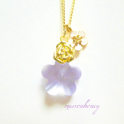 1点限定SWAROVSKI flower＆flowerネックレスv 1枚目の画像