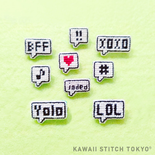 傘のブローチ キラキラ 正しく