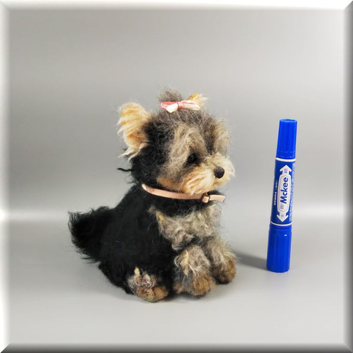 羊毛フェルト 犬 ヨークシャー・テリア 子犬 ヨーキー 羊毛フェルト 犬 ヨークシャー・テリア 子犬 ヨーキー