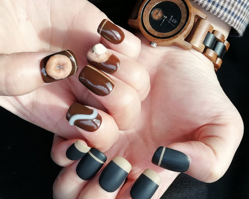 ドーナツ&カスタード✕ベージュ&ブラックフレンチネイルチップ○141