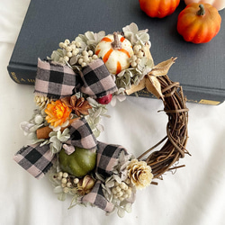 再販♪木の実とリボンのハロウィンリース＊プリザ ラッピング無料 秋 かぼちゃ プレゼント 贈り物 誕生日 3枚目の画像