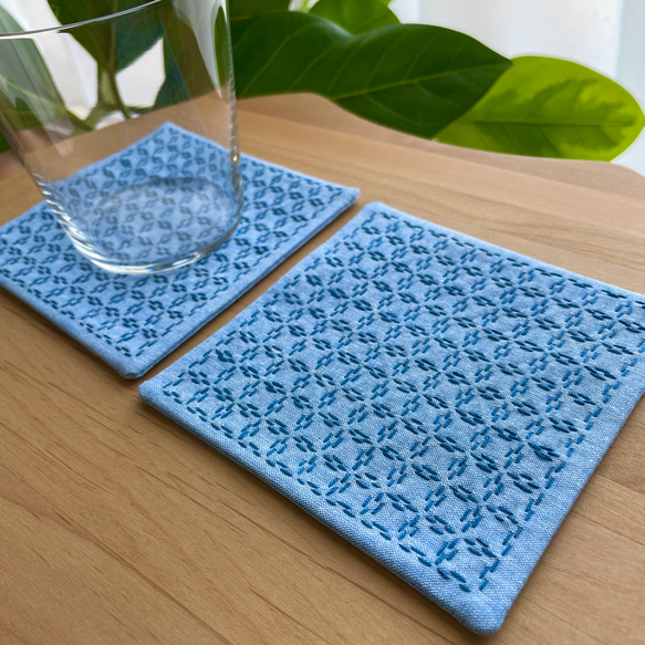 人気】刺し子コースター2枚セット 青/方眼 刺繍 プチギフト うちカフェ  