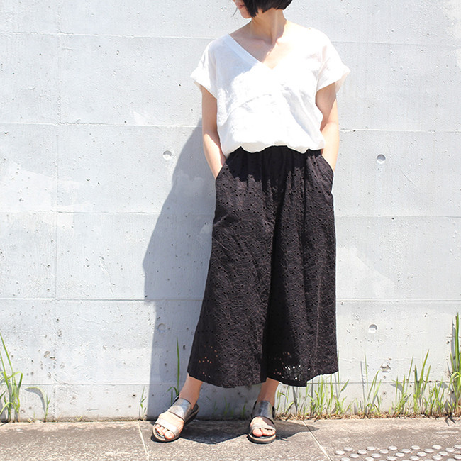 黒 ペイントスプラッター コットンワイドパンツ COTTON TWILL DRAWSTRING WIDE PANTS WITH ZIP SIDE POCKET(M