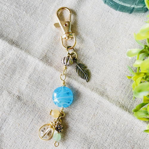 爽やかガラスビーズ＊キーホルダー (天然石水晶) キーリング Honu＊R