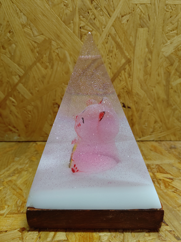 招き猫　エポキシ樹脂にて作成　スケルトンナイトランプ 2枚目の画像
