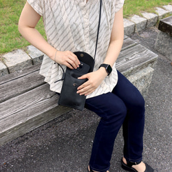 手ぶらで歩ける♪フタ付きスマホポシェット 日本製 (SMA1P)【納期5～11日以内発送】 5枚目の画像