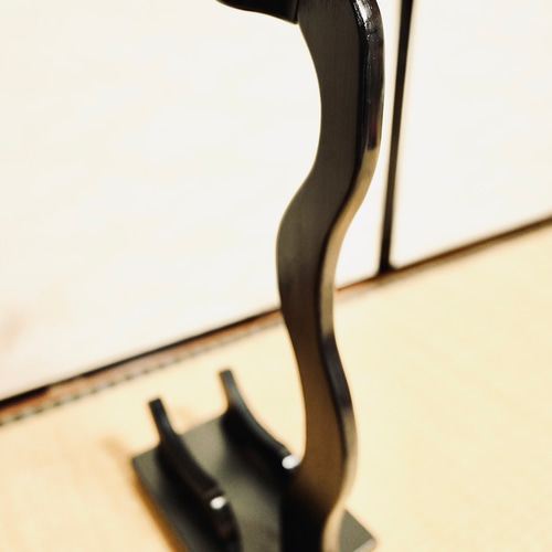 限定1台】手作り木工 木製三味線スタンド （黒漆） タイプA 楽器
