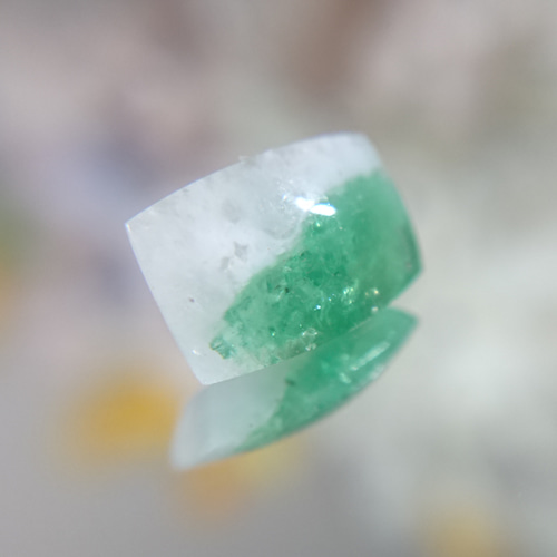 天然石エメラルド エメラルドインクォーツ ☆18621 天然石 べるふぇKIRABOSHI希少