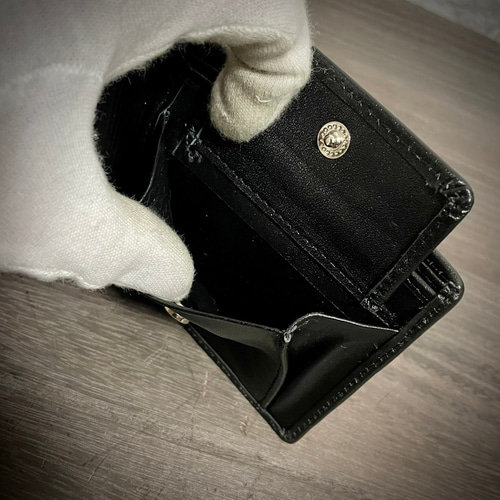 幻の素材】スタースティングレイ 梅花皮 スティングレイ 折財布 青