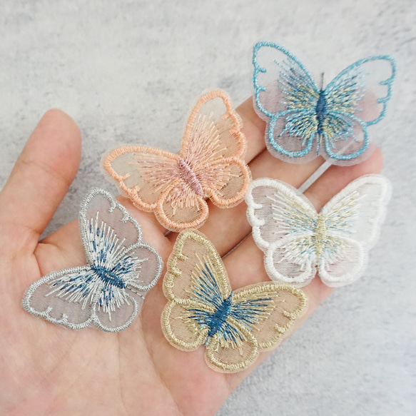 3cm×4cm　Mサイズ ６枚♡バタフライ　刺繍　レース　グレー×ブルー 2枚目の画像