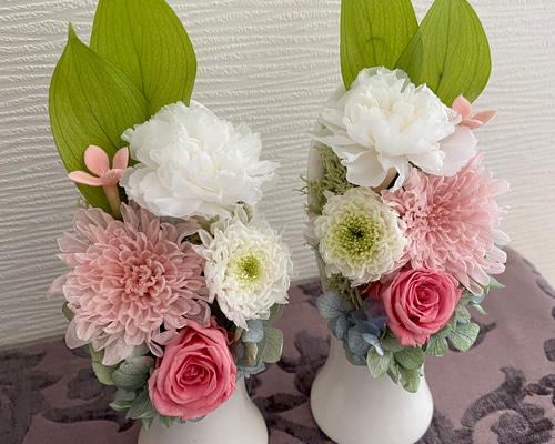 にゃんママ様 オーダー 仏花 お供え花 白 洋風仏花 一対 お墓参りに お供えに・お供え花・墓花 初盆に 生花 仏花 お供え