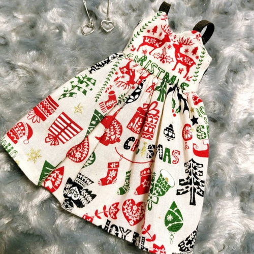 2点セット クリスマス キャミワンピース ピアス リカちゃん 服