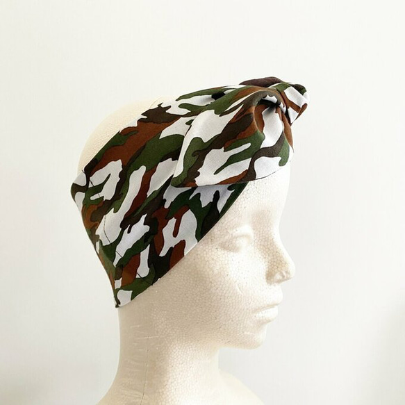 Camouflage 迷彩圖案頸套 可用作頭巾或圍巾 多種用途 ♪ [包括 2 個冰袋] 第2張的照片